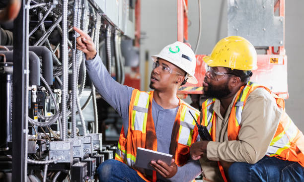 Best 24-Hour Electrician  in Falls City, OR